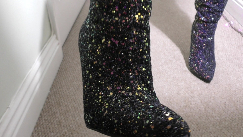 Belle O'hara - Glitter Boots (SBG Media) Belle O'hara - Glitter Boots (SBG Media)