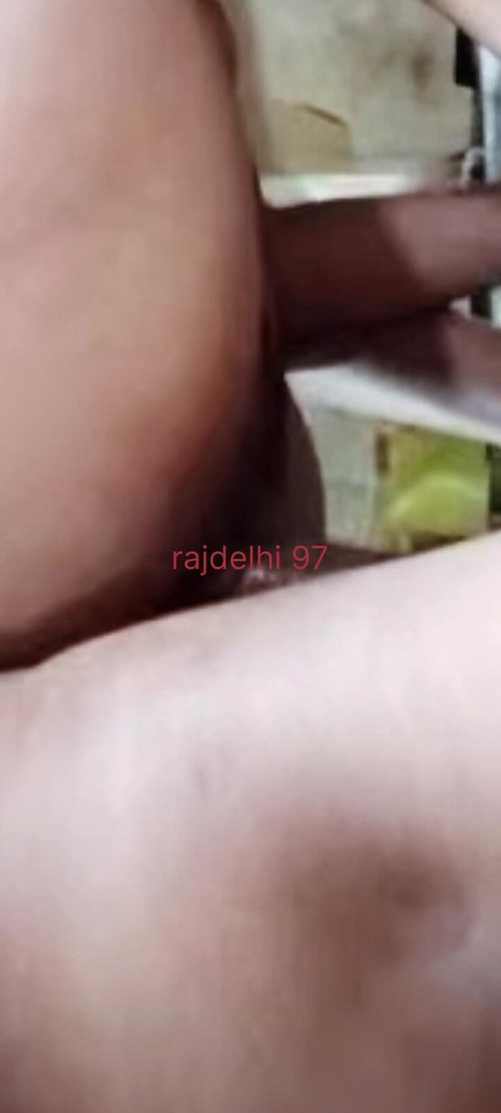 Rajdelhi97: Video rekaman seks tante seksi india baru ngentot aku habis-habisan