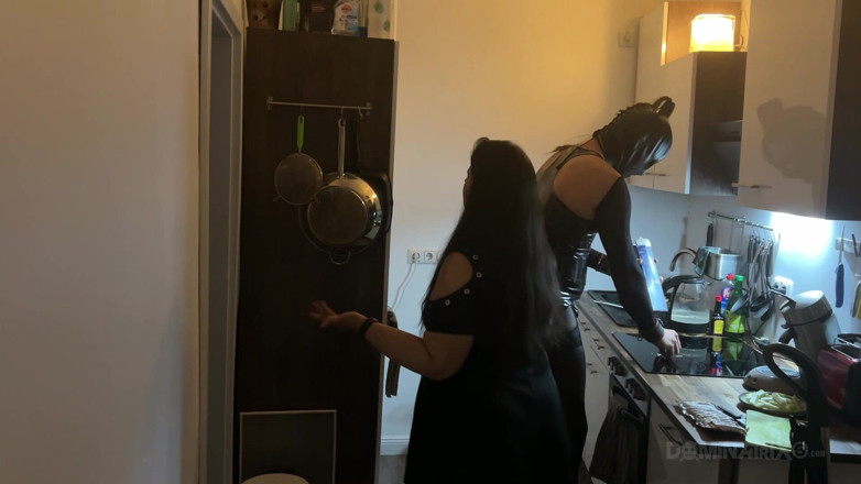 LadyPam: Kitchen Fetish Squirting Madness - Mature Sluts Drenched Everywhere