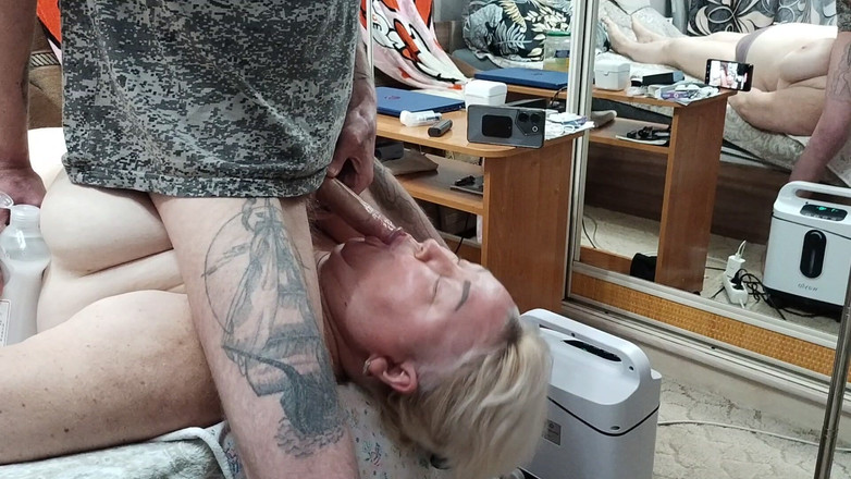 Zona901: मैं अपनी प्रेमिका को हॉट वीर्य खिलाने के लिए अपने लंड को मरोड़ रहा हूं