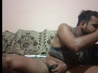 IsmaatDeva: 今日は下着が熱くてムラムラで破っちゃってる