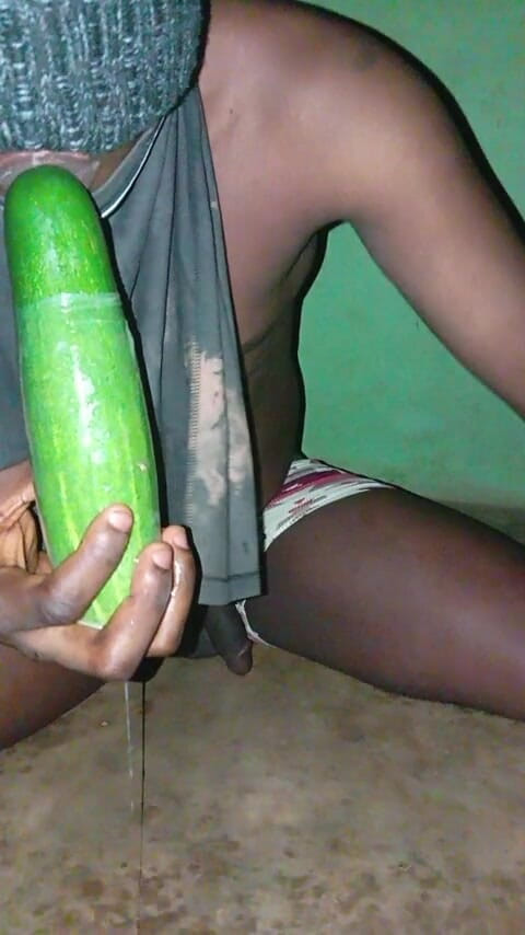 Badman4606: Cynthia siyah yarağımı emmede çok iyiydi