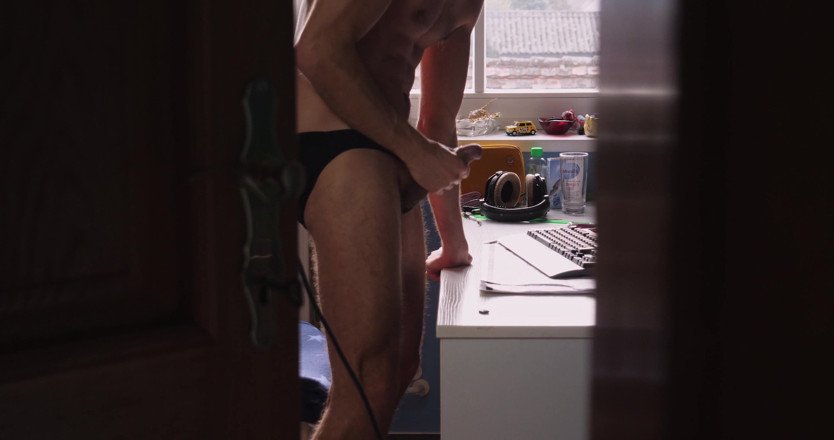 Jerking studs: Rakaman My Flatmate