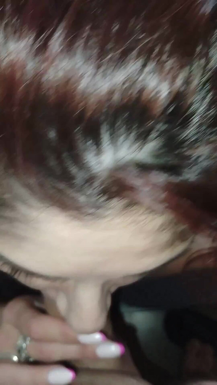 SqueakyOverlap83: Leidenschaftlicher Sex, Blowjob, Sperma Im Mund