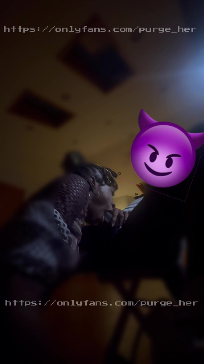 Purge_her: Airbnbでの良いフェラチオ