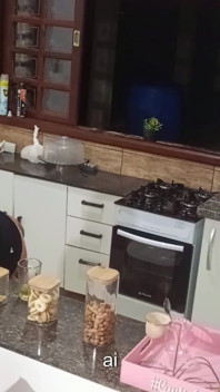 Sesso anale con una moglie bollente infedele nel bar pantry