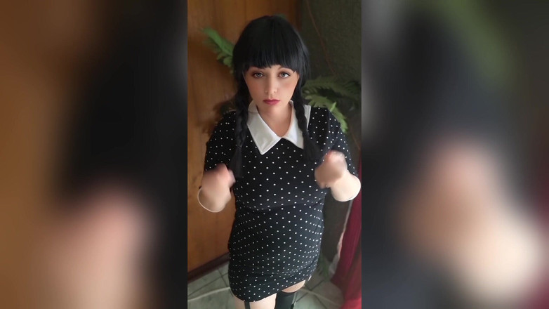 Sapphire Style: Lenara Grimwood DickHaming a výstřik na obličej