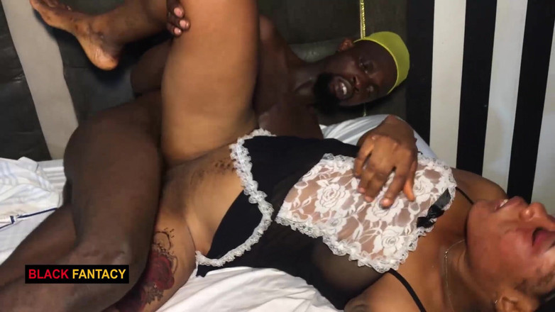 Black Fantacy: Elle a l’énergie pour me dominer, mais c’est le feu