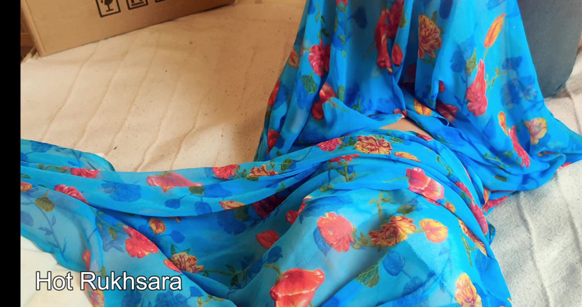 hot_rukhsara: Il corriere ha confuso la pizza e ha deciso di...