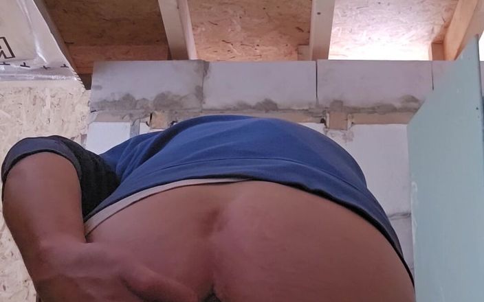 Chris_snoopy_91: Mega terangsang di lokasi konstruksi bagian 1