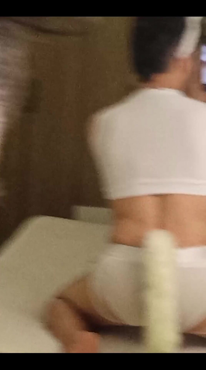 Diego_latinboy: น้องสาวแมวเสียบหาง