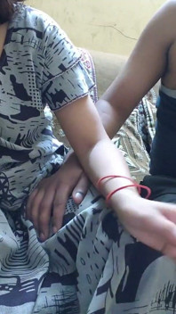 Sob O Pretexto Do Mangalsutra De Dilain Para Cunhada