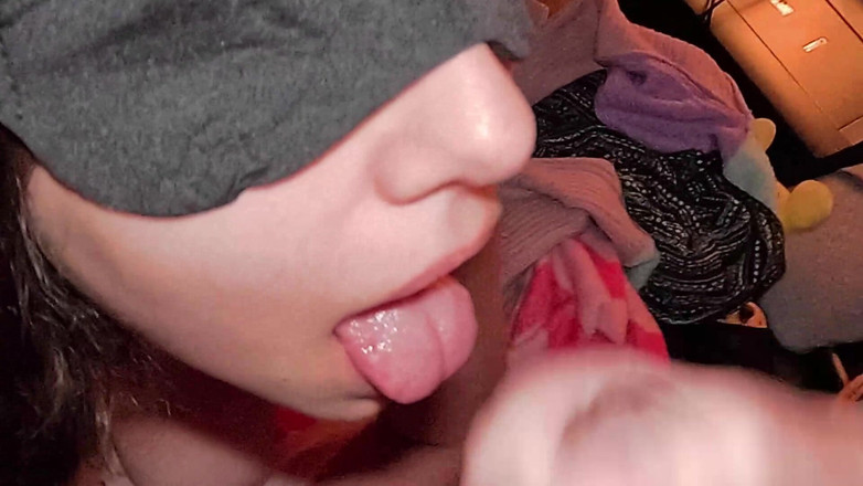 Chu-Chubi: Close up - mani muncrat dan telan sperma