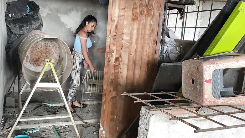 ANDREINA: Kayınbiraderimi sikiyorum sulu amcığım için beni sertçe sikiyor