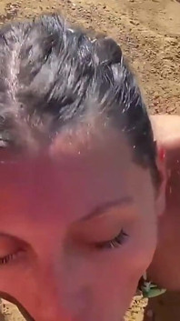 Chiavata vicino al fiume con una ragazza che ho appena incontrato - el bolson, argentina