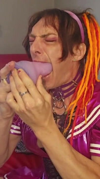 Jasmine Dlight Deepthroats Her Own Cock