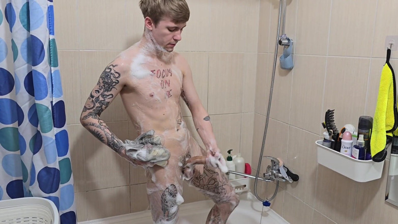 Ethan Lestray: I Seduced a Guy for Sex After a Shower, Fucked...