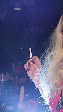 Smoky Seduction: Misty120s Kisses thumbnail