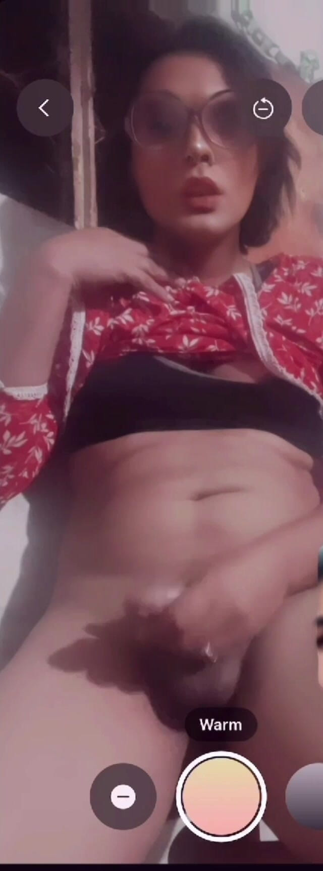 Apple00001: I Am Squirting During Handjob