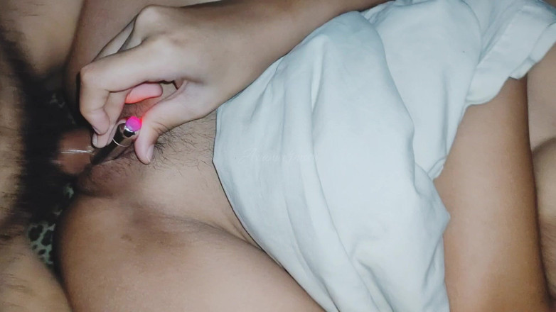 Asianwetpussy30: Asianwetpussy30 - le test de mon nouveau gode se termine par...