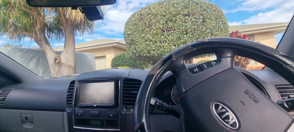 yogiyumyum: Nagi w samochodzie