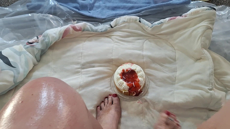 Victoria Lecherri: 足遊び好きの皆さんへ!