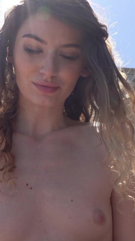 German Scout - Schlankes teen Candice spricht mit outdoor-casting-fick am strand auf Mallorca
