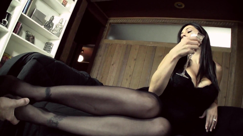Femdom Austria: Teasing Punishment for Chastity Slave
