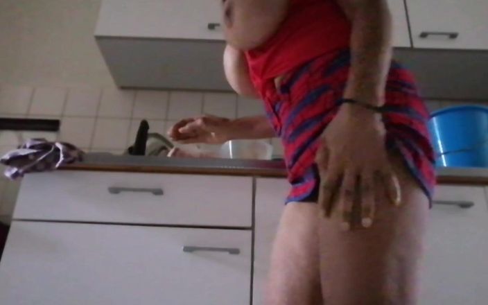 Sarah Fonteyna: Buceta cremosa fresca está pronta para gangbang