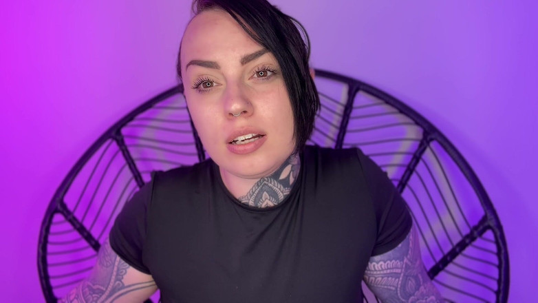 Miss Valentina: Karından daha ateşli