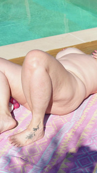 I Fucked Myself by the Pool - Squirting Masturbation