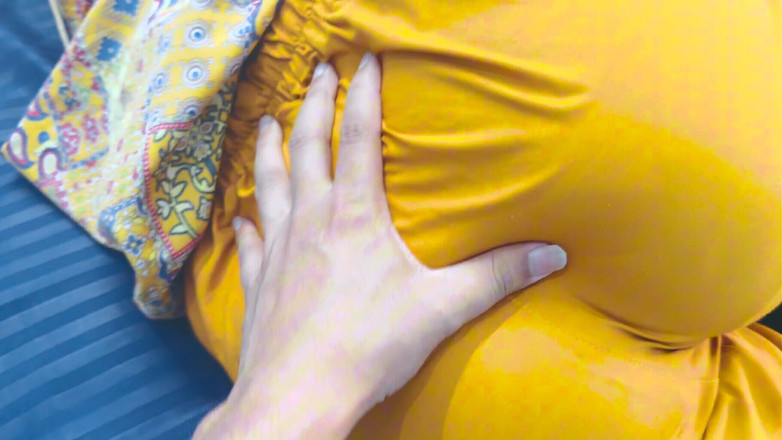 Rtxaa hill: Ngentot ibu tiri kesepian di rumah