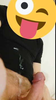Glacing my black t-shirt with white creamy cum