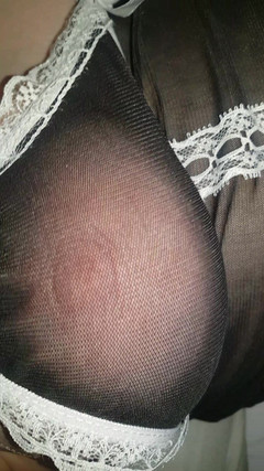 On cloud sixty nine: Memek dan toket bahenol pembantu nakal ini dientot habis-habisan sampai...