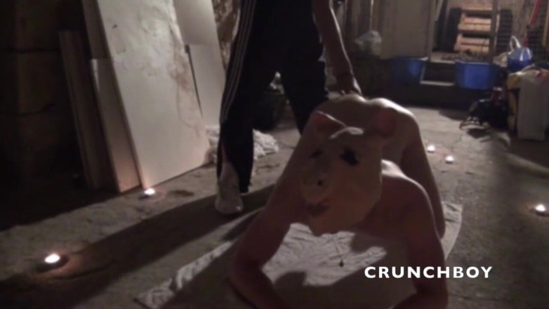 Crunch Boy: Schwein mit demütigung von badboy gefickt