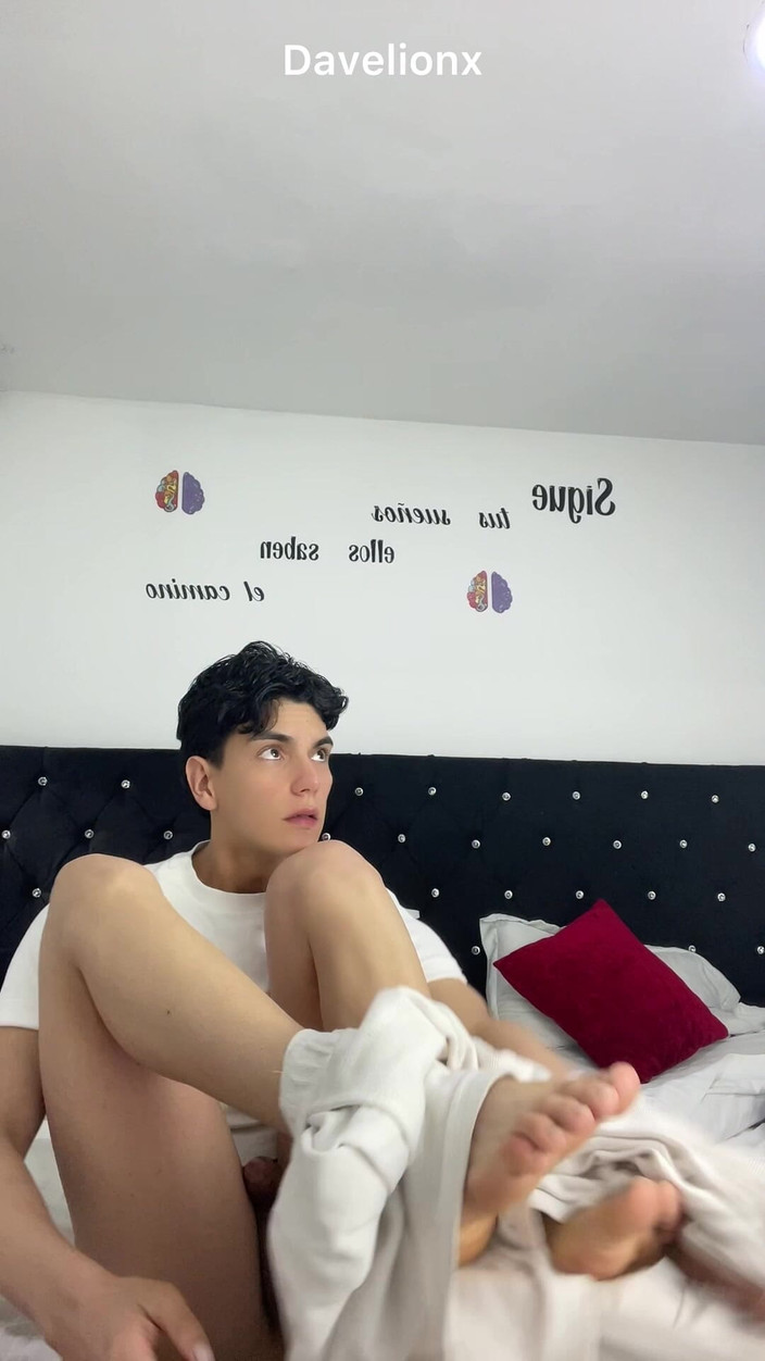 DavelionX: Celá anální scéna s mojí novou hračkou