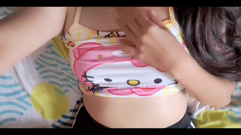 Yulieth Gomez: Influencerka masturbuje a dotýká se její bohaté kundičky a ukazuje...