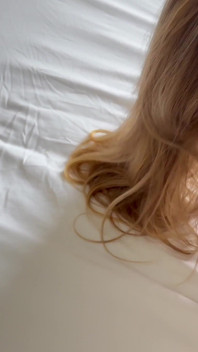 Marido assiste a esposa gostosa Celena Marie levar enorme bbc