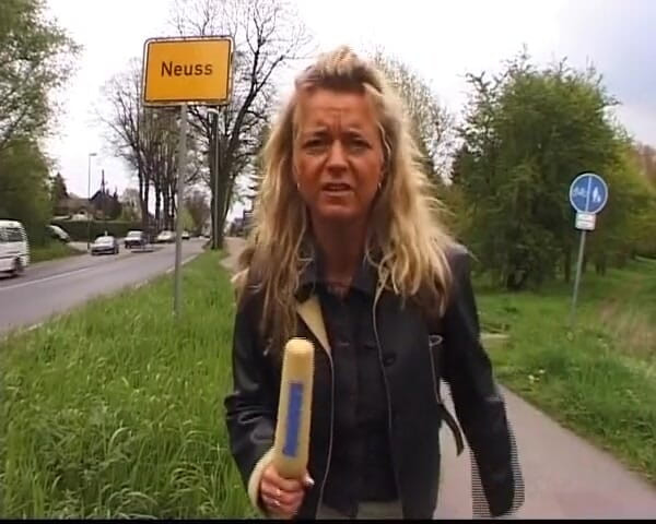 German's MILF: Büyük memeli Alman üvey anne göğüslerine büyük boşalma