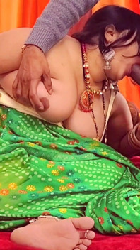 Me Follé Mis Grandes Tetas Hermosa India.