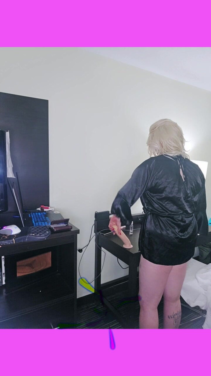 Darkfetish2k: Permainan fetish merokok anal pelacur hot