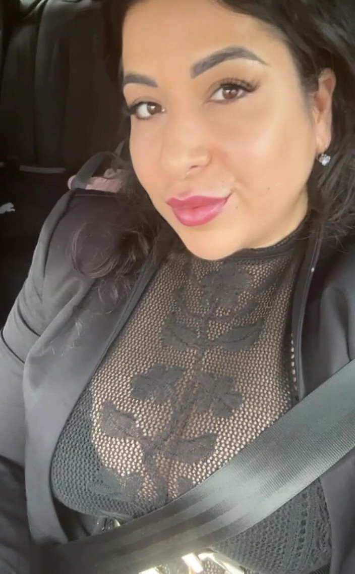 LadyAyse5: Ahoj moji fanoušci a otroci, co chtějí dnes vidět?