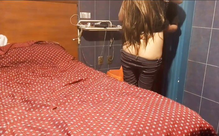 Astrid Cute: Tôi đã làm tình với người bạn thân nhất của tôi...