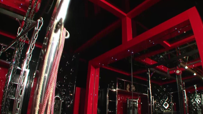 German BDSM MMV: БДСМ - хардкорная дисциплина: связанная, использованная, и рыдающая слева