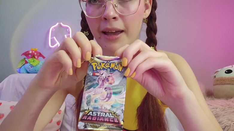 petitesubkitten: Eガールの胸とポクモンプル