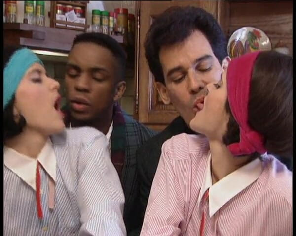 Porno Cloud: Fisting Twins in a Threesome