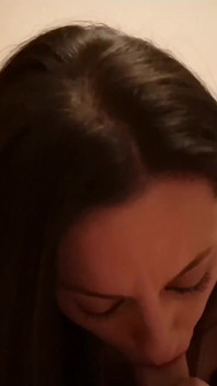 Sexy MILF Paula Ortiz Má Sex Se Závislákem Na Pornu