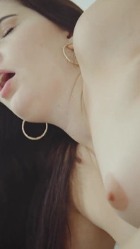 Teenfidelity - Suzie Sparklez Takes It Deep in Her Juicy Ass!