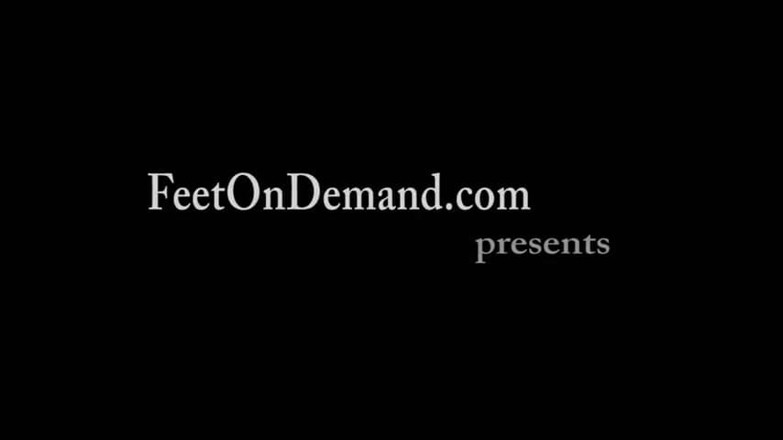 Feet On Demand: Üvey babasının doğum kontrolü