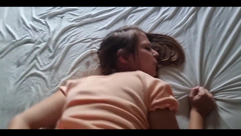 Holycandy: Sihirbaz onu tekrar ortaya çıkarıyor ve sikiyor